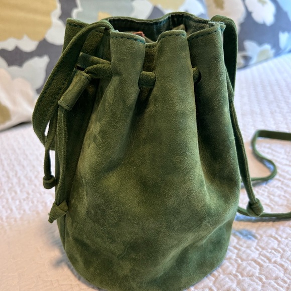 Sarah Stewart Emerald Bucket Bag - Picture 5 of 6